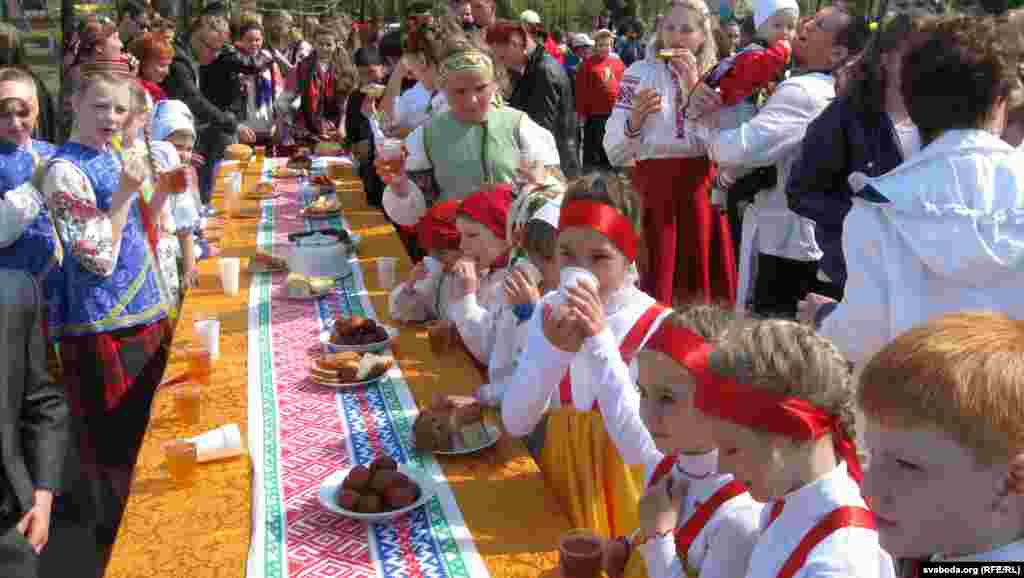 Сьвяточны падмацунак